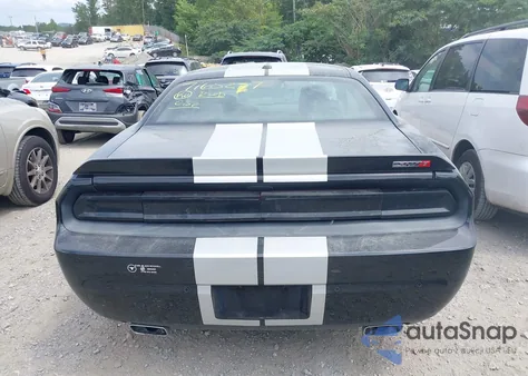 2013 Dodge Challenger Srt8 z USA, uszkodzony, nr VIN 2C3CDYCJXDH716527